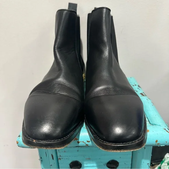 Stuart Weitzman Black Leather Gold Detail on Heels Bootie Size 40 - Picture 2 of 16